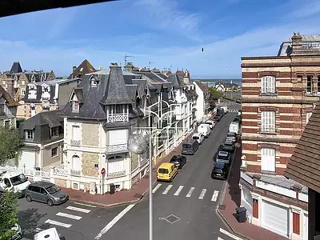 Deauville 14800 Achat / Vente appartement 3 pièces t3 au dernier étage terrasse