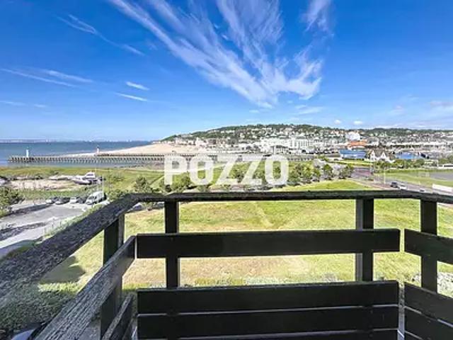 Deauville 14800 Achat / Vente appartement 1 pièce t1 au dernier étage