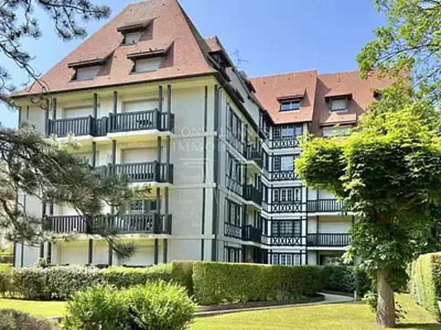 Deauville 14800 Achat / Vente appartement 4 pièces t4 au dernier étage