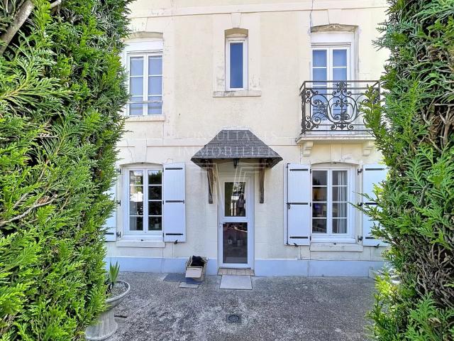 DEAUVILLE/ÉGLISE ST AUGUSTIN: MAISON AVEC JARDIN