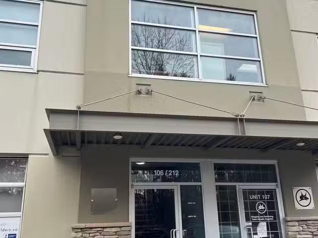 Cozy Office for lease in Vancouver, North Vancouver, 212 2411.