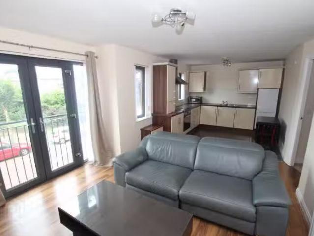 For Rent! Apartment 13 9 Brown Square