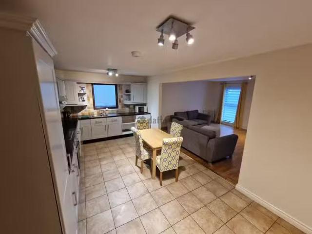 Nice Apartment 2, Loughview, Station Road, Omeath, Dun, Omeat.