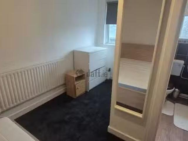 For Rent! Clareville House, Harold'S Cross Road, Harold's Cros.