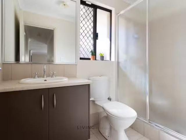 Cheap ROOM 2 Manning Road, Wilson, WA 6107