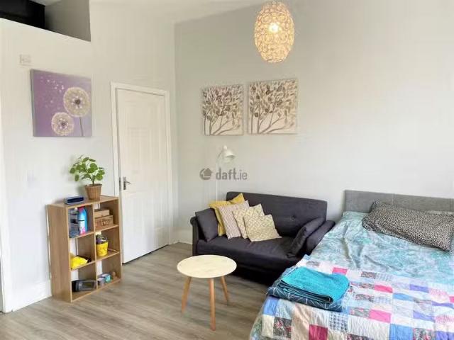 Just in! 15 Quinsborough Road, Bray, Co. Wicklow is for rent