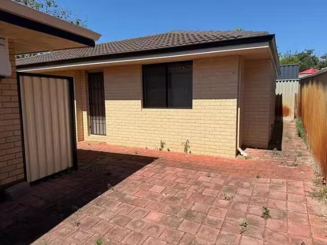 Cozy 1/14 Eighth Avenue, Bassendean, WA 6054