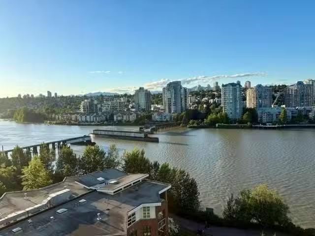 Deal! 2 BR Apartment for rent in New Westminster, New Westmins.