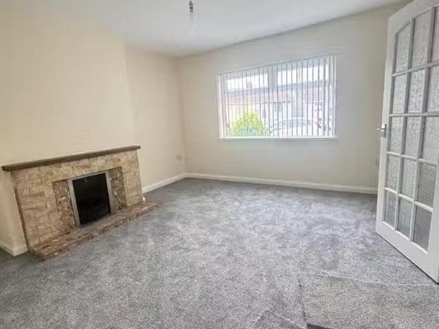Deal! 36 Sallagh Park North
