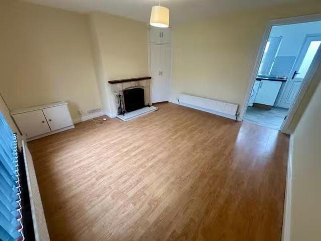 For Rent! 46 Hollowburn Road