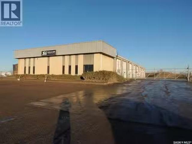 Rental! 53 Escana Street, Estevan, SK, S4A 2A6 commercial fo.