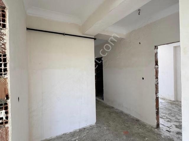 Deallife Gayrimenkul 'den Yuvacık Merkezde Satılık 2+1 Daire