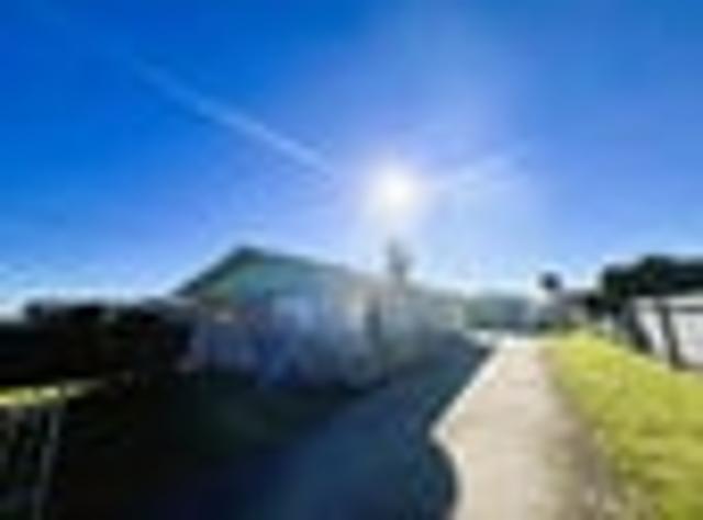 Deanwell, 4 bedrooms, $650 pw
