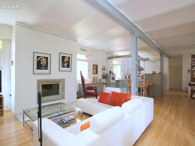 DEBUT SCHILTIGHEIM – BEAU LOFT 131 m² 5 PIECES – 2 PARKINGS + GARAGE – JARDIN COMMUN