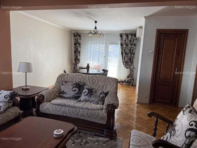 DECEBAL / ALBA IULIA/ 3 camere de inchiriat