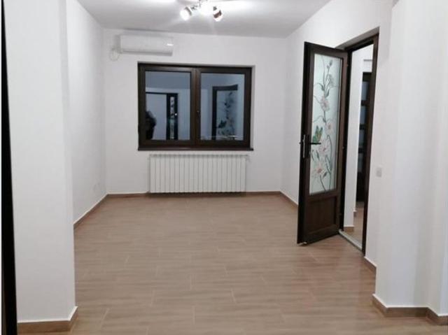 Decebal Alba Iulia Calarasi, parter de vila