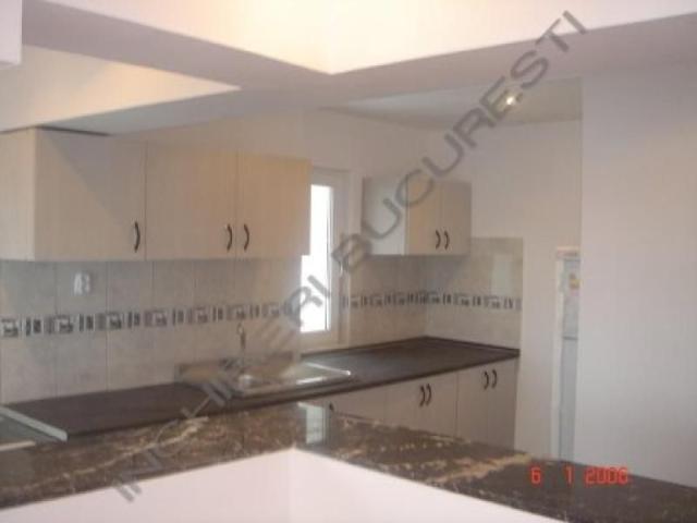 DECEBAL DUPLEX DE INCHIRIAT 4 CAMERE, 123MP