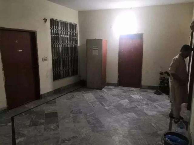 Decent Girls Hostel Gulberg 3 near cavalry DHA, Hafeez center Lahore Gulberg 3 ID 22373