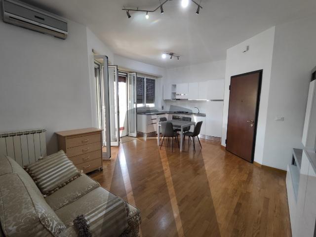 Decima Inigo Campioni trilocale con terrazzo