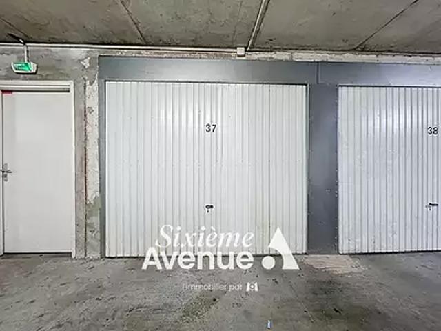 Décines Charpieu 69150 Achat / Vente parking