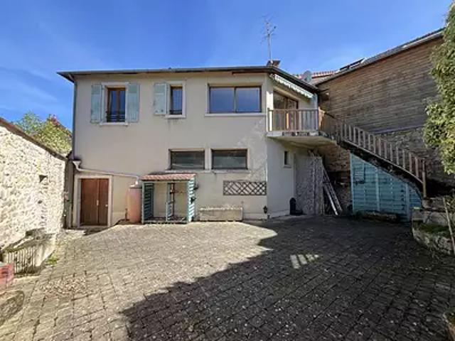 Decize 58300 Achat / Vente appartement 13 pièces t13 au dernier étage terrasse