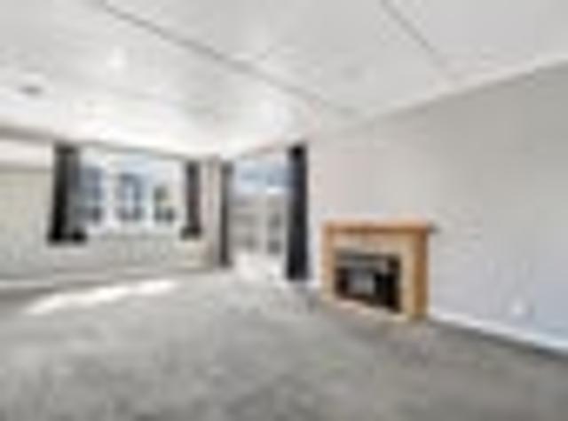 Deckside Living on Caledonia Road