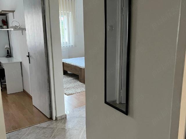 Decomandat, 3 camere, 2 bai, mobilat, utilat, parcare, Astra, Brasov