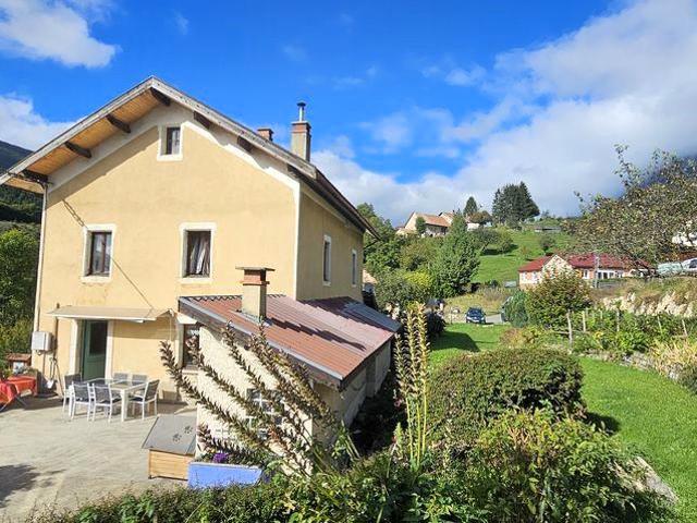 Découvrez cette maison à vendre dans le Vercors, au cœur de la commune de Rencurel