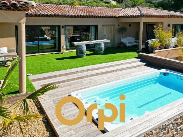 Découvrez une Maison d'Exception au Castellet coté BANDOL
