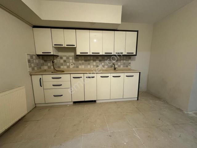 Dedeman'ın Karşı Sokağında Site İçinde 2+1 Zemin Kat Ful Bakımlı