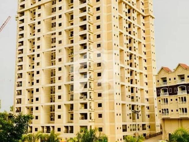 Defance executive tower flat for sale
