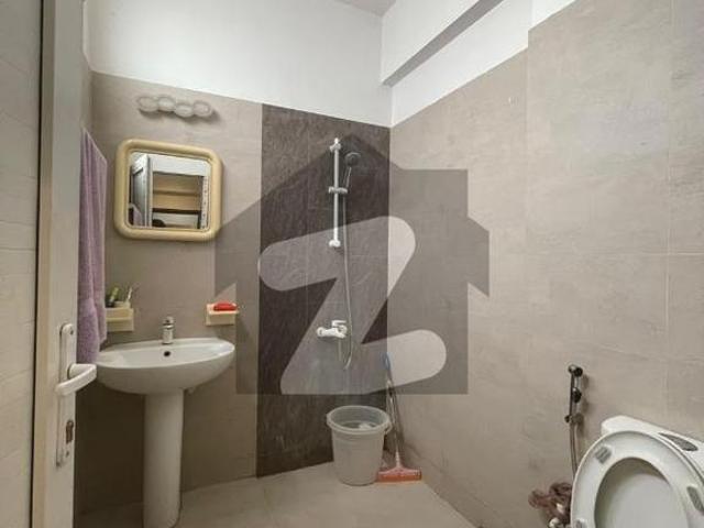 Defence apartment for rent: fully furnished 1600 sq ft 3 bedroom luxury flat in bukhari commercial, dha phase 6 bukhari commercial area