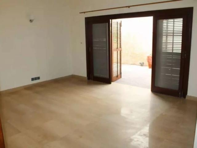 Defence Bungalow portion for Rent 500 Yard Out Class like new Karachi DHA Phase 5 ID 33700
