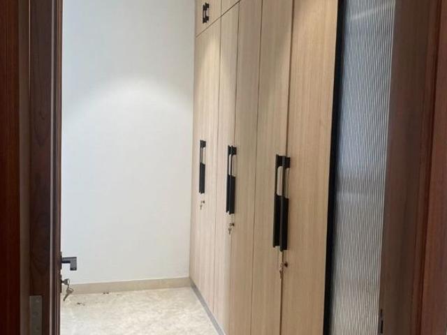 Defence Colony 3 Bedroom 325 Sq. Yd. Builder Floor in Defence Colony Delhi Listing ID: #10181
