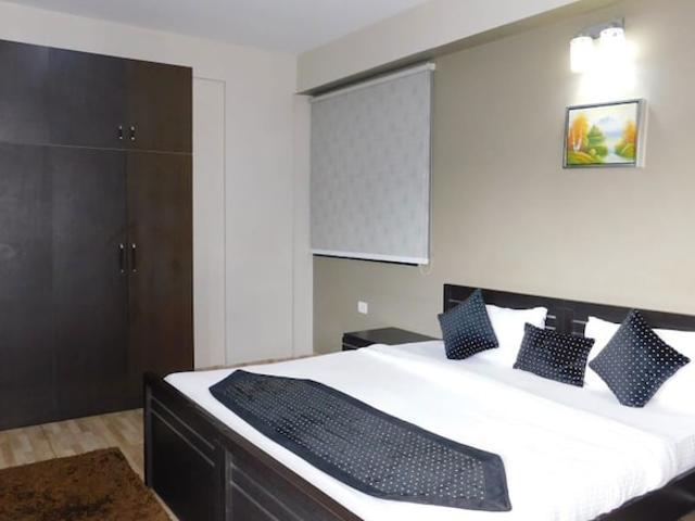 Defence Colony, South Delhi 4 Bedroom 217 Sq. Yd. Builder Floor in Defence Colony Delhi Listing ID: #10387