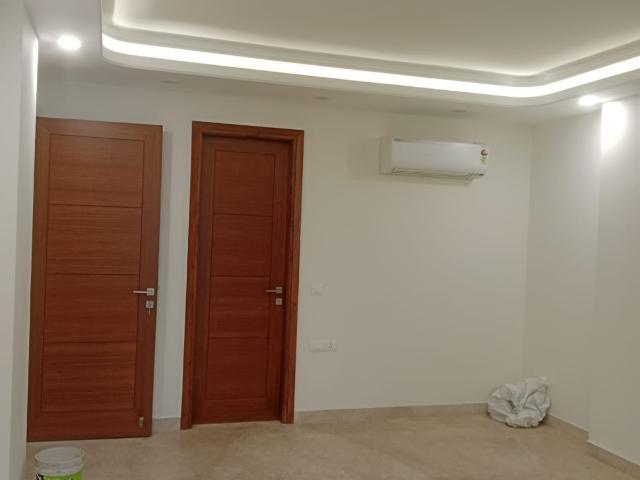 Defence Colony, South Delhi 4 Bedroom 325 Sq. Yd. Builder Floor in Defence Colony Delhi Listing ID: #10387