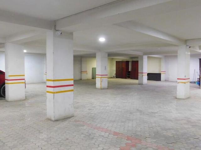 Defence Colony, South Delhi 2 Bedroom 217 Sq. Yd. Builder Floor in Defence Colony Delhi Listing ID: #10387