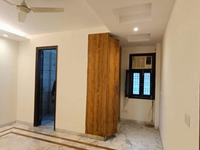 Defence Colony, South Delhi 3 Bedroom 217 Sq. Yd. Builder Floor in Defence Colony Delhi Listing ID: #10366