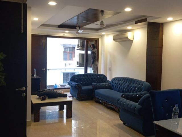 Defence Colony, South Delhi 3 Bedroom 217 Sq. Yd. Builder Floor in Defence Colony Delhi Listing ID: #10387