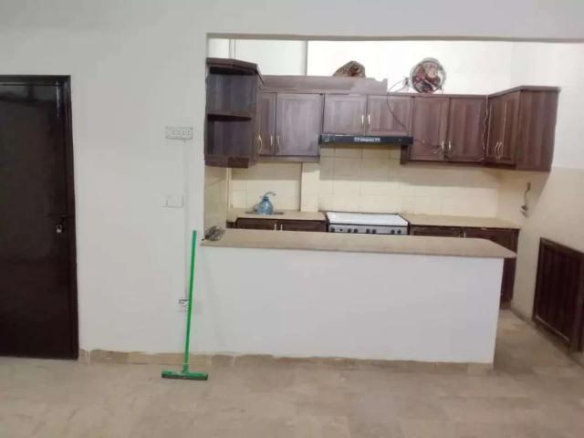 Defence Dha phase 5 badar commercial 3 D, flat available for rent Karachi DHA Phase 5 ID 33124