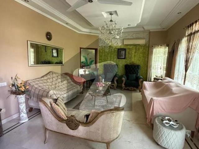 DEFENCE Phase Vi 600 Yards Two Unit Bungalow Available For Sale DHA Phase 6