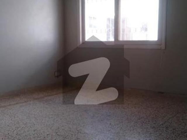 Defence phase 4 bungalow 300 yards available for rent dha phase 4