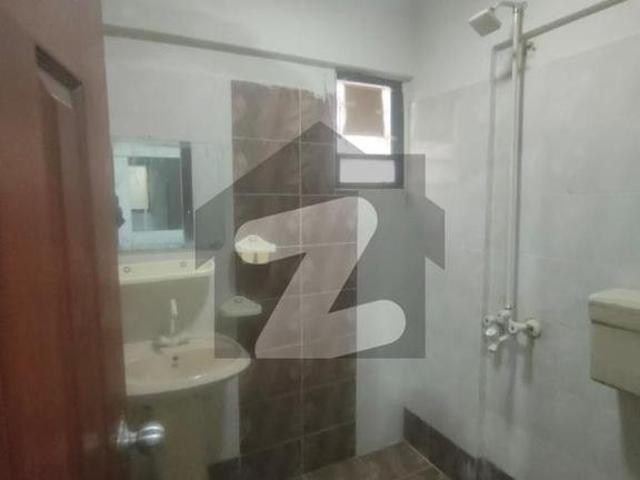 Defence phase 5 badar commercial 1800 sq feet apartment for rent badar commercial area