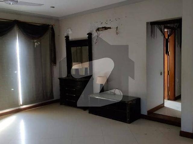 Defence Phase 6 Bungalow For Sale