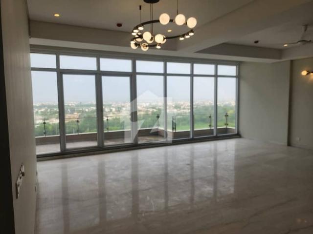 Defence Raya 18 Green 2 Bed Golf Facing Renovated Apartment For Rent