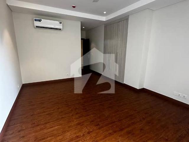 Defence Raya 18Green Two Bed Apartment for Rent!