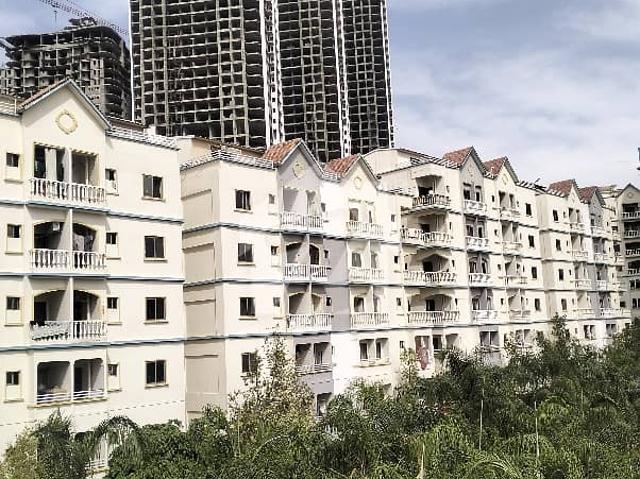 Defence Residency 3 Bedroom Drawing Apartments For Sale