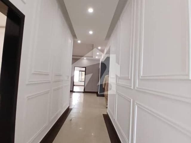Defence 300 yards bungalow for rent