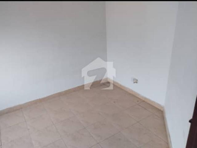 Defence 3 Bedroom Apartments Available For Rent
