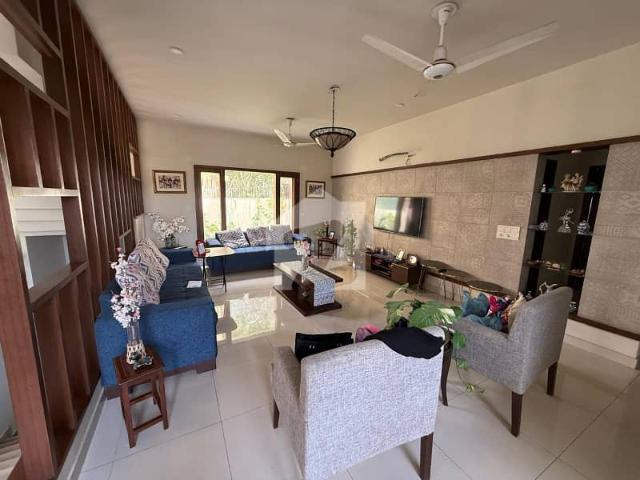 Defence 500 yards bungalow for rent like new